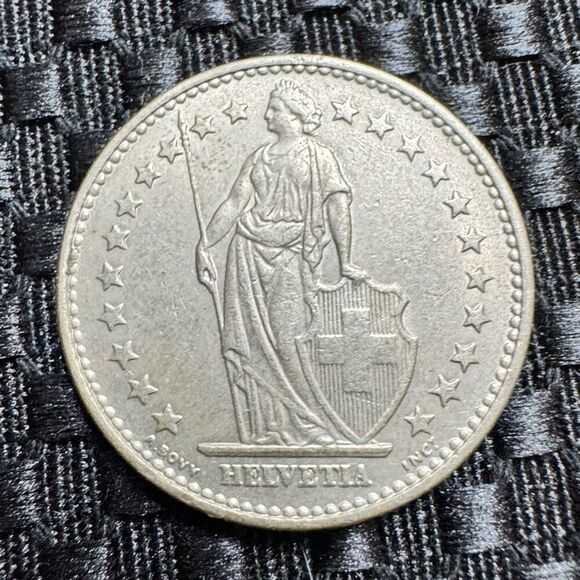 2 Francs Helvetia standing; copper-nickel Switzerland 1968 Coin KM# 21a - Picture 4 of 5